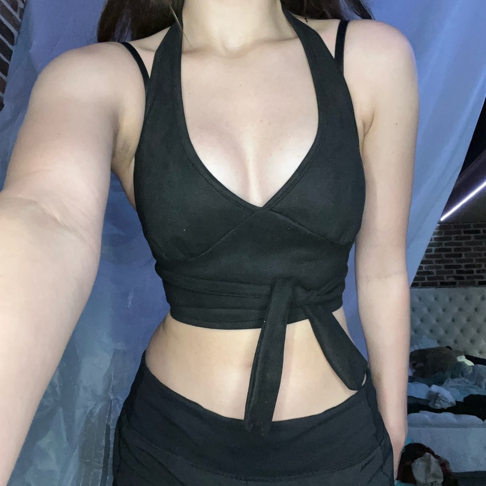 Super Hot Halter Tie-Back Top